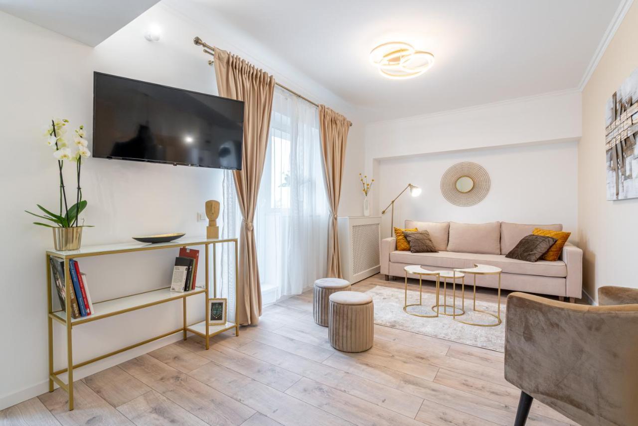 Style And View Bucharest City Center Aparthotel Exteriör bild