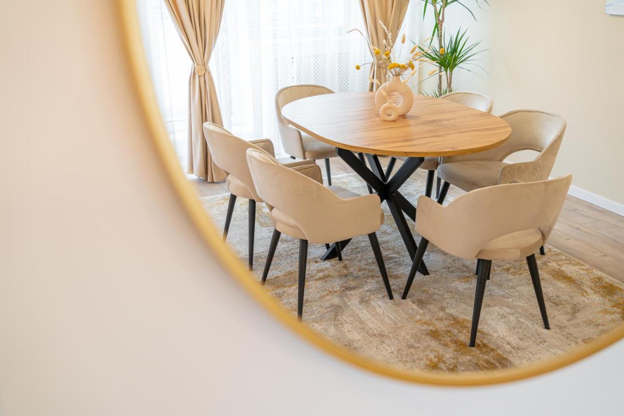 Style And View Bucharest City Center Aparthotel Exteriör bild