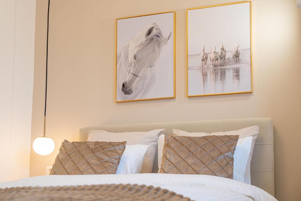 Style And View Bucharest City Center Aparthotel Exteriör bild