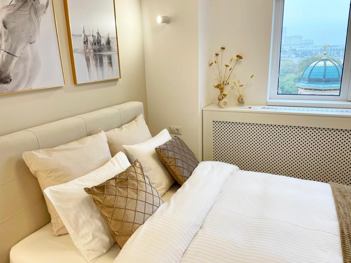 Style And View Bucharest City Center Aparthotel Exteriör bild