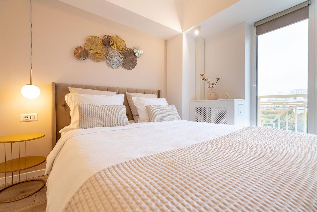 Style And View Bucharest City Center Aparthotel Exteriör bild